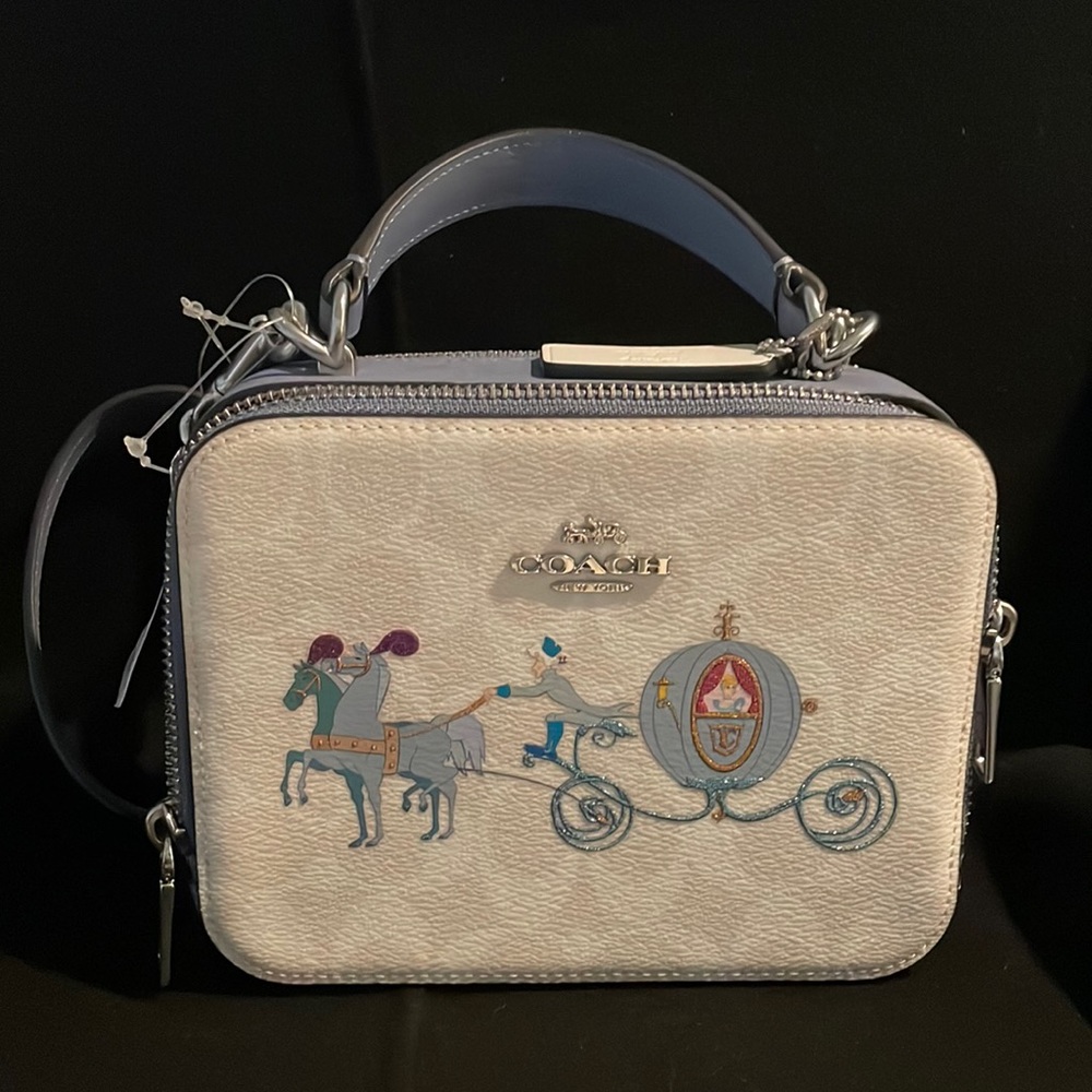 Disney coach Cinderella’s bag. NWT WITH DETACHABLE STRAP